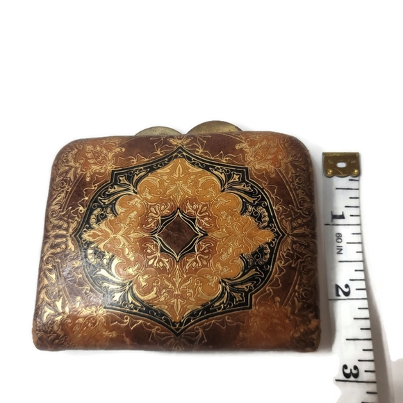 Leather school Florence Italy vintage kiss clasp tooled leather coin purse - Picture 7 of 10